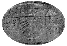 In Br&uuml;cke eingelassener Stein 1717